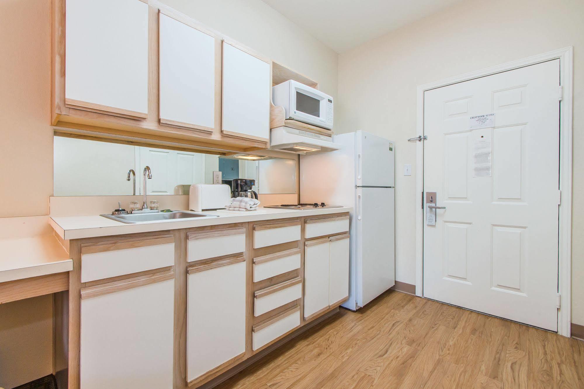 Intown Suites Extended Stay Colorado Springs Kültér fotó